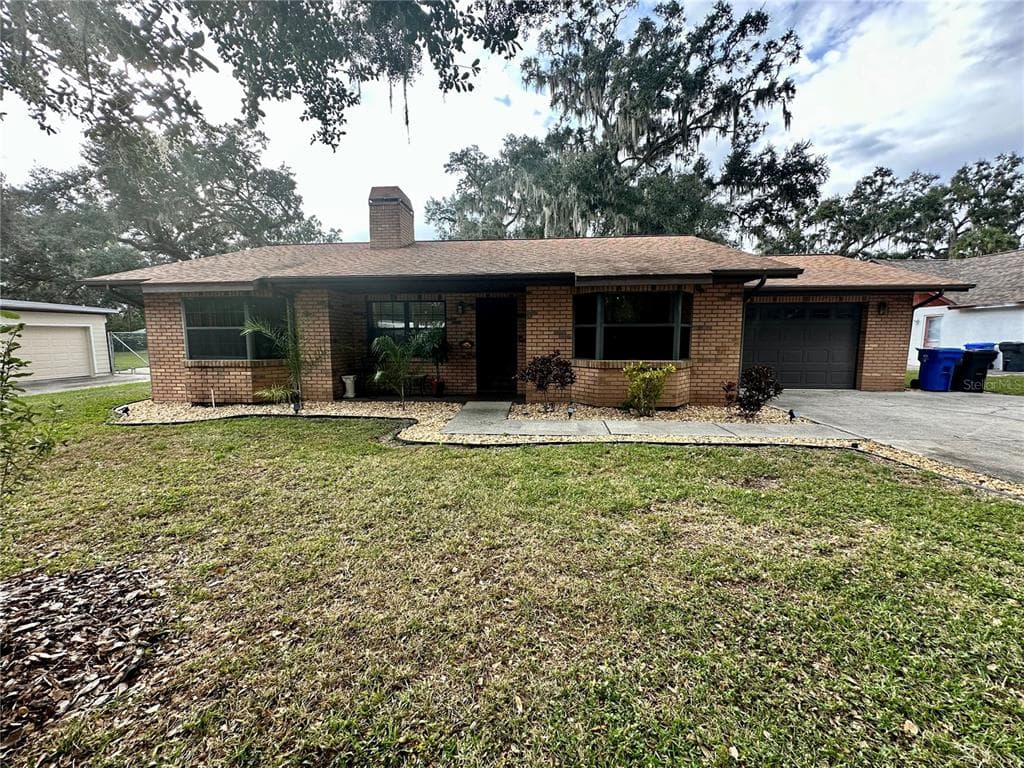 3416 HILLGROVE ROAD VALRICO, FL 33596