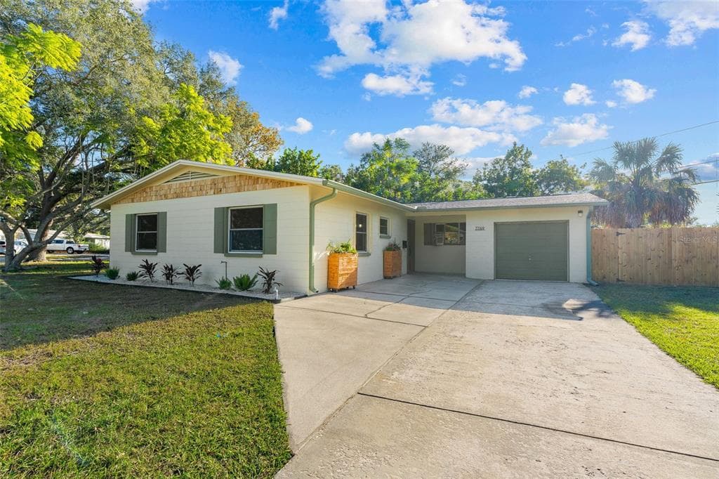 7769 14TH STREET N ST PETERSBURG, FL 33702