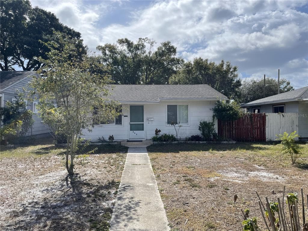 842 53RD AVENUE N ST PETERSBURG, FL 33703