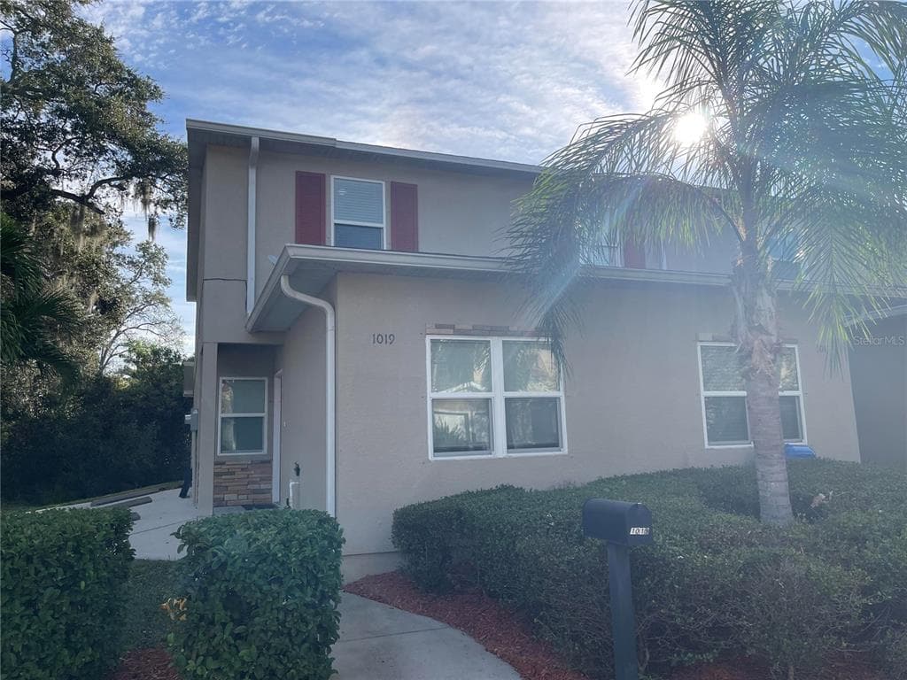 1019 CREEK PARK DRIVE DUNEDIN, FL 34698