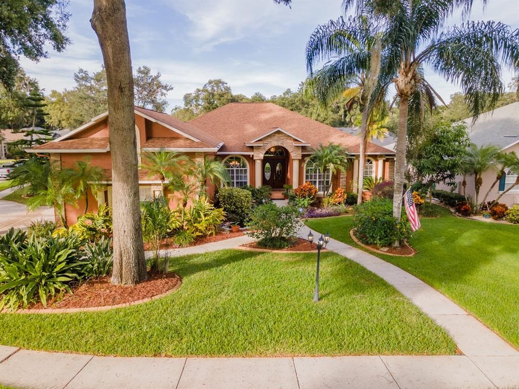 2314 VALRICO FOREST DRIVE VALRICO, FL 33594