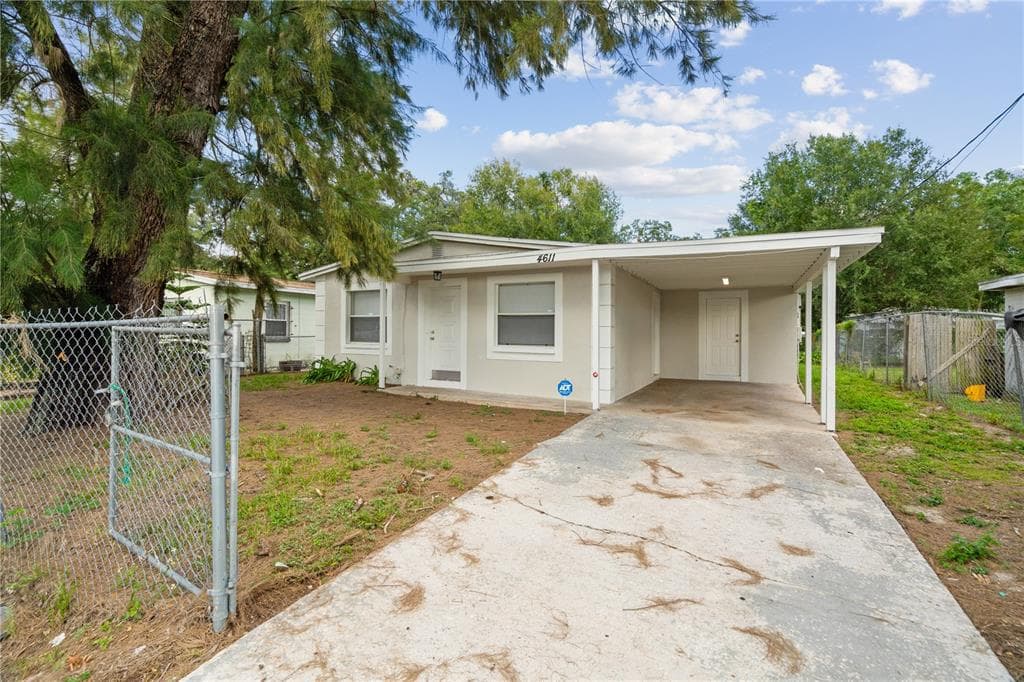 4611 N 35TH STREET TAMPA, FL 33610