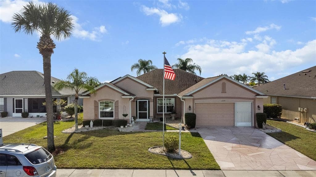 2329 EMERALD LAKE DRIVE SUN CITY CENTER, FL 33573