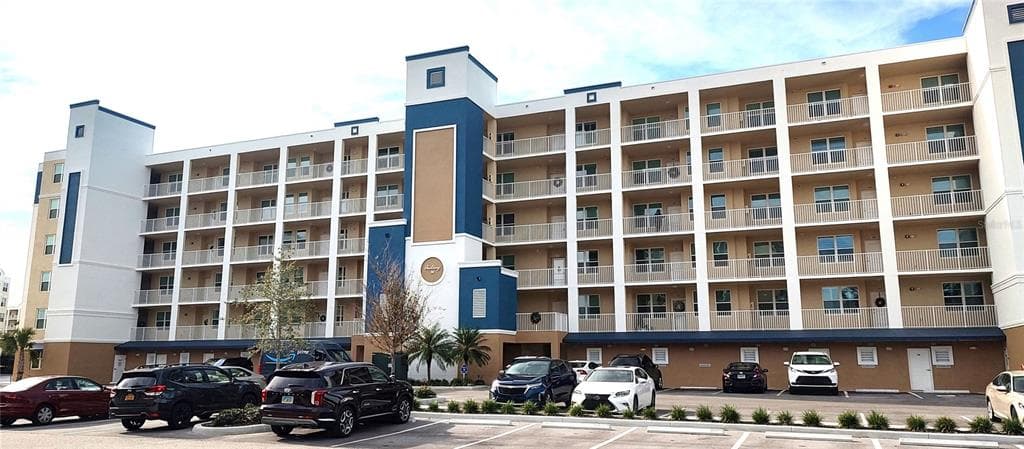 960 STARKEY ROAD UNIT 10505 LARGO, FL 33771