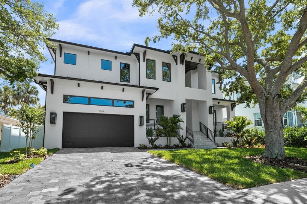 3604 S BEACH DRIVE TAMPA, FL 33629