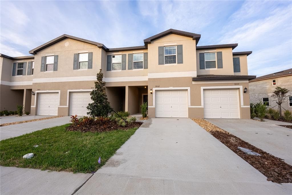 32167 POWDERPUFF MIMOSA DRIVE SAN ANTONIO, FL 33576