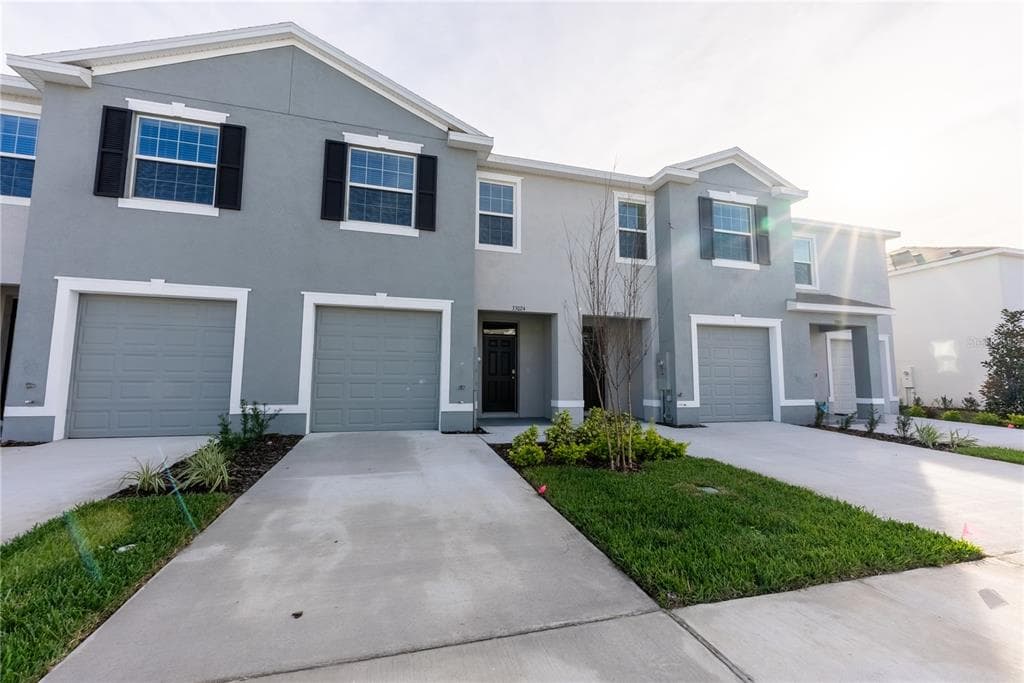 33024 TULIP PETAL LANE WESLEY CHAPEL, FL 33545