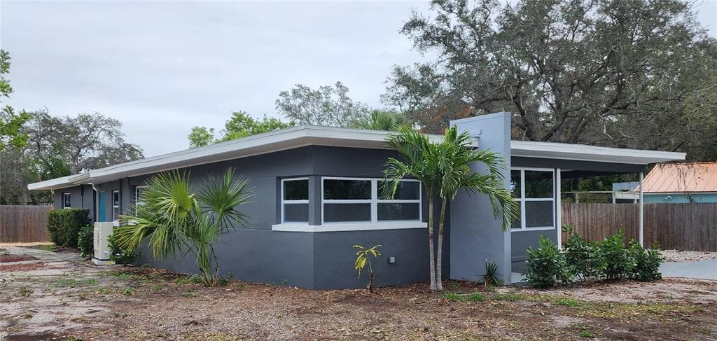6557 7TH AVENUE S ST PETERSBURG, FL 33707