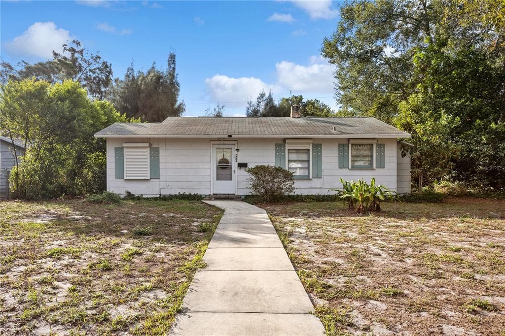 7208 7TH AVENUE N ST PETERSBURG, FL 33710