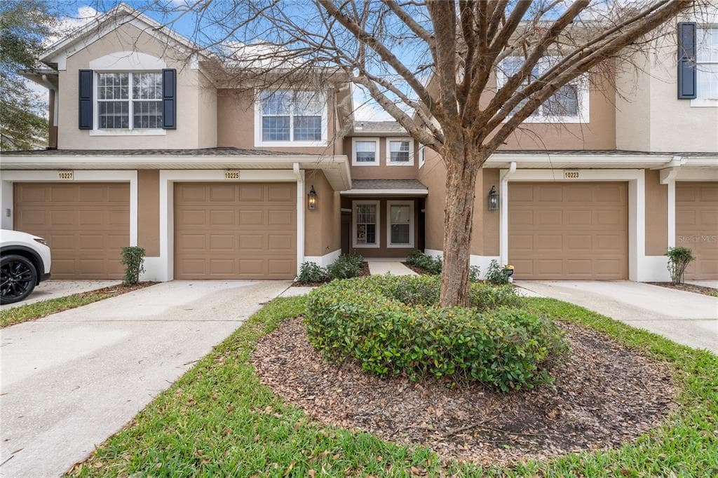 10225 SPANISH BREEZE COURT RIVERVIEW, FL 33578