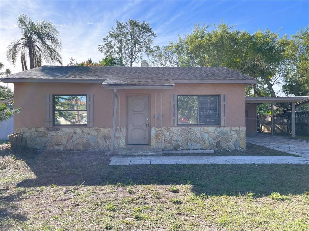 232 83RD AVENUE N ST PETERSBURG, FL 33702