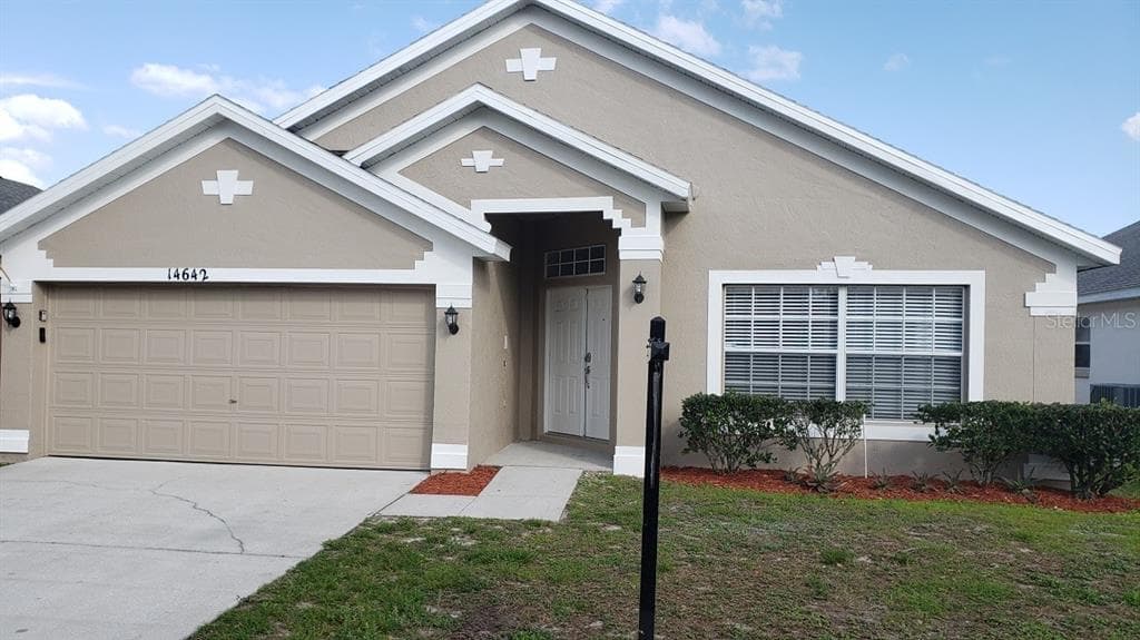 14642 LADY VICTORIA BOULEVARD ORLANDO, FL 32826