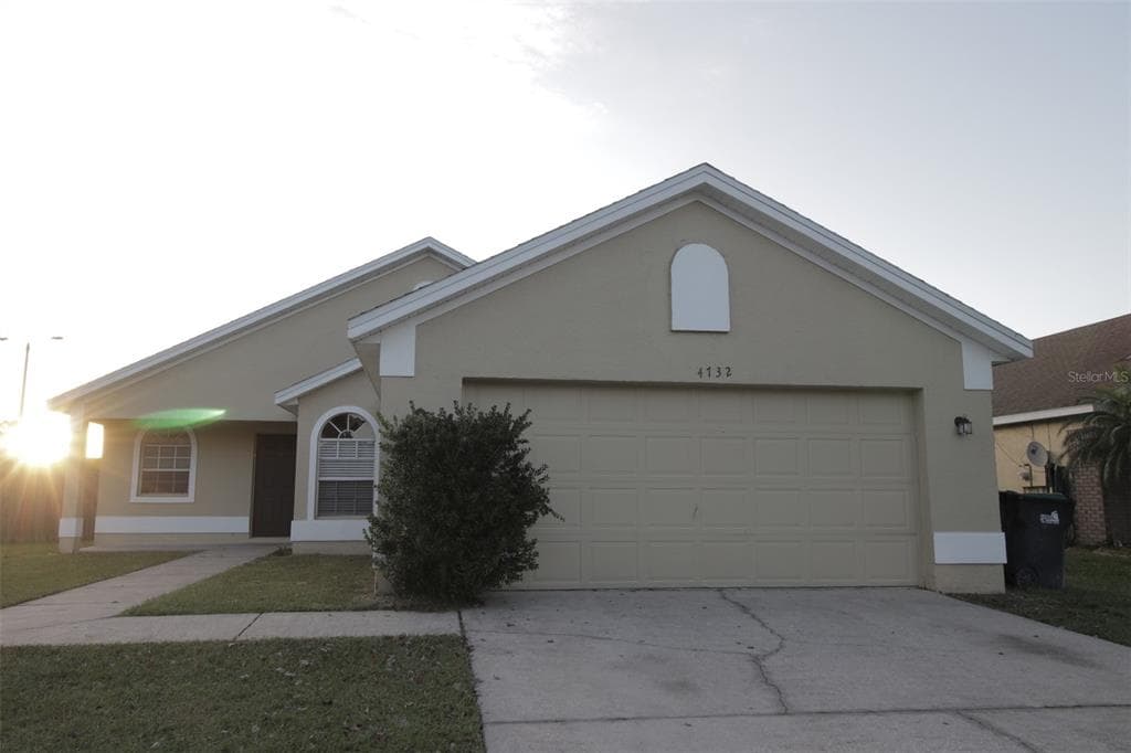 4732 FORT BRAVO COURT ORLANDO, FL 32822