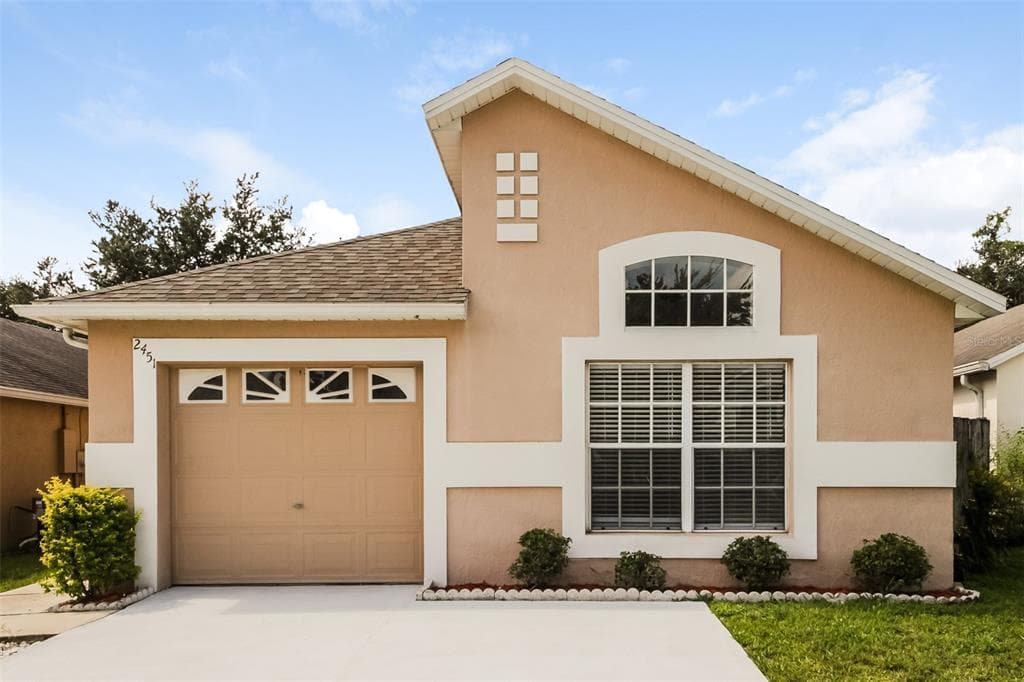 2451 PARSONS POND CIRCLE KISSIMMEE, FL 34743