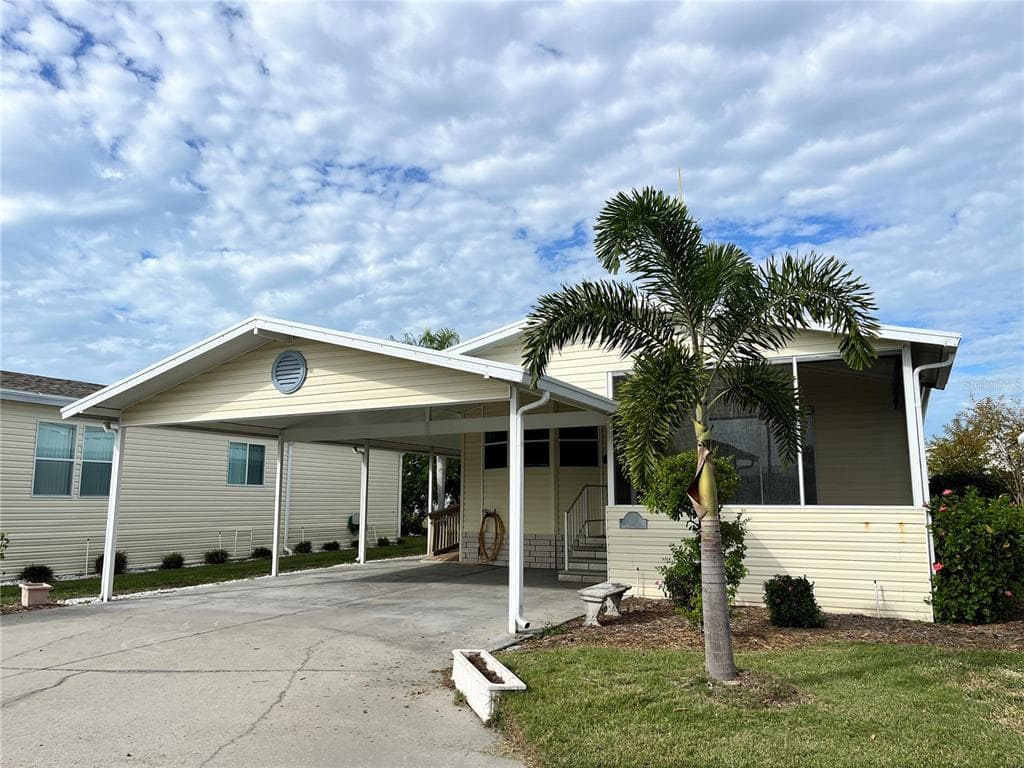 7106 MOUNT ESSEX DRIVE NE UNIT 494 ST PETERSBURG, FL 33702