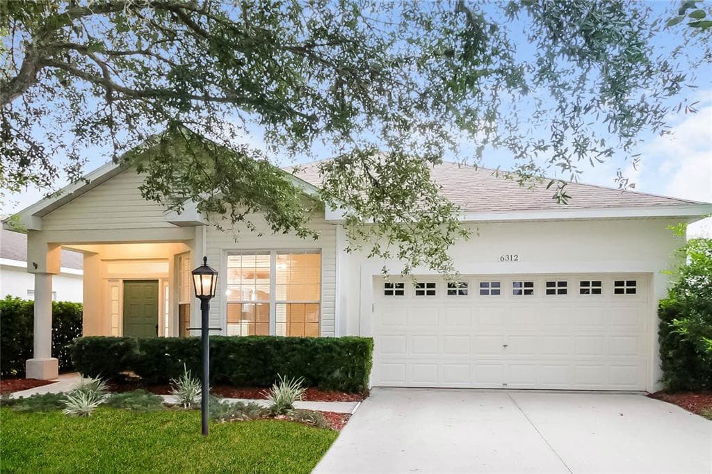 6312 BLACKBERRY LANE LAKEWOOD RANCH, FL 34202