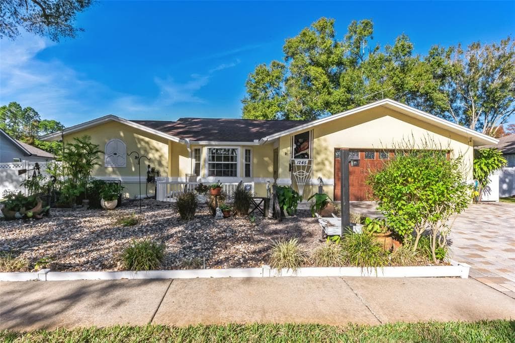 1245 WINDSOR WAY LUTZ, FL 33559
