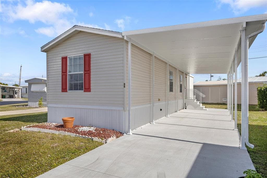 10101 BURNT STORE ROAD UNIT 34 PUNTA GORDA, FL 33950