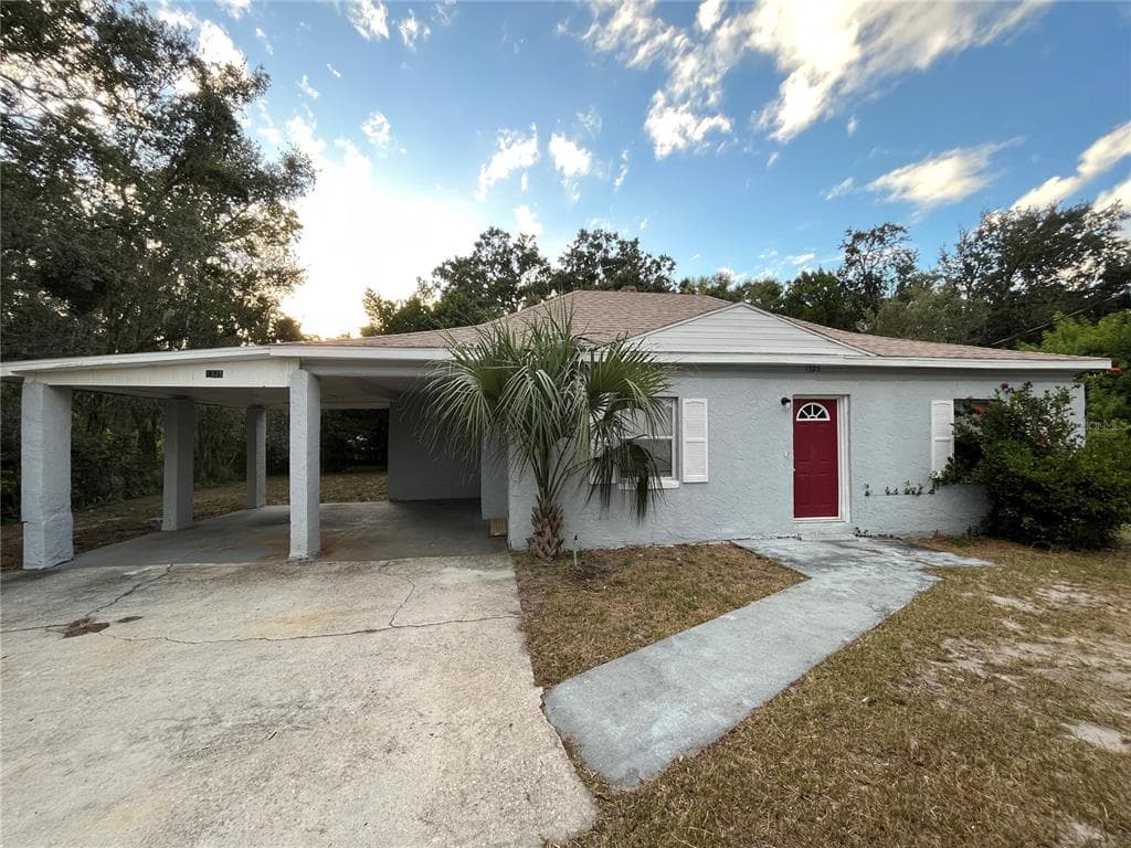 1325 FAIRFAX STREET NE WINTER HAVEN, FL 33881
