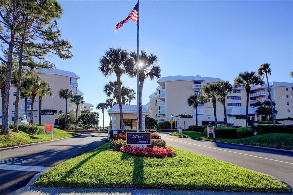 6500 SUNSET WAY UNIT 501