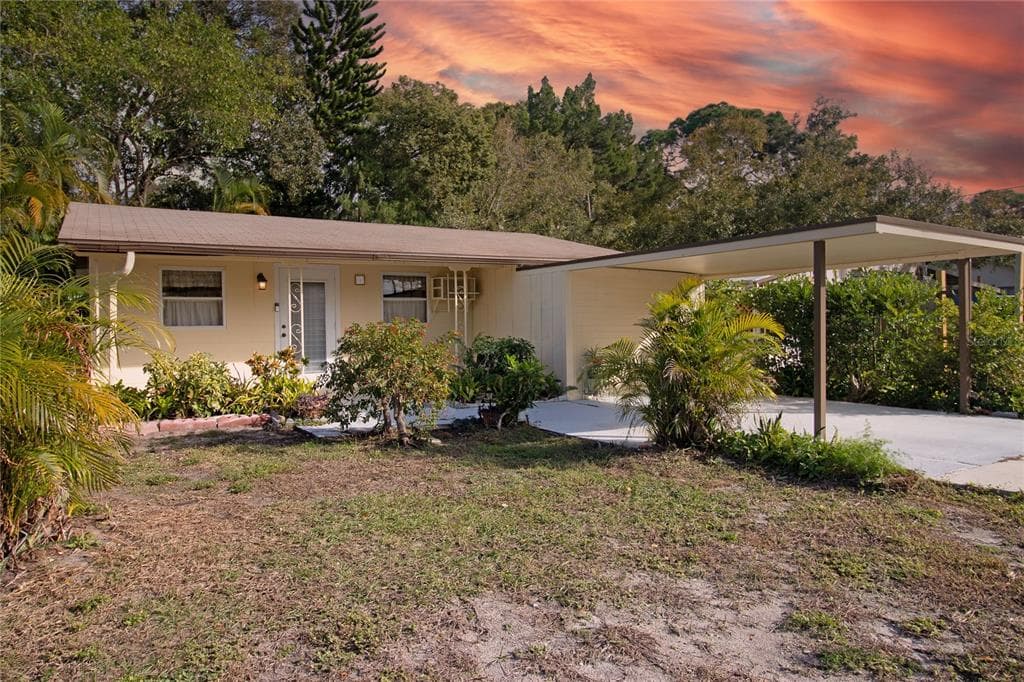 5101 68TH WAY N ST PETERSBURG, FL 33709