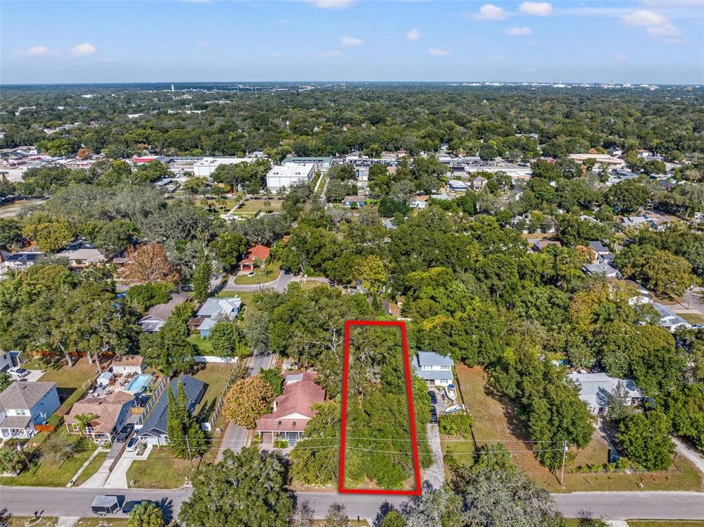 1202 E MCBERRY STREET TAMPA, FL 33603