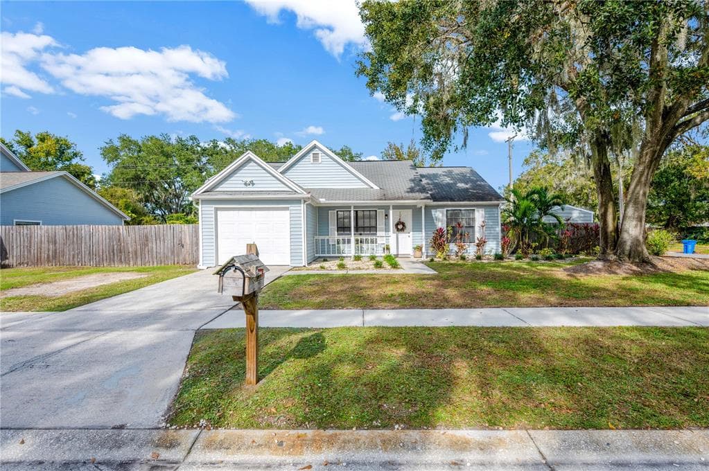 602 BREEZEWAY COURT BRANDON, FL 33511