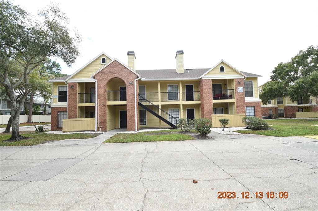 8718 MALLARD RESERVE DRIVE UNIT 202 TAMPA, FL 33614