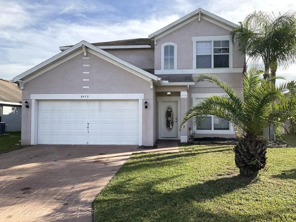 8472 ADELE ROAD LAKELAND, FL 33810