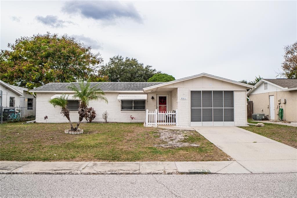 9311 STERLING LANE PORT RICHEY, FL 34668