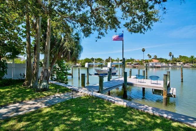 14018 W PARSLEY DRIVE MADEIRA BEACH, FL 33708