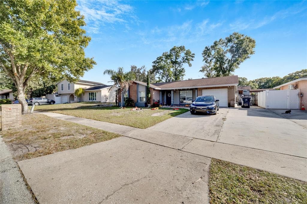 8267 MALVERN CIRCLE