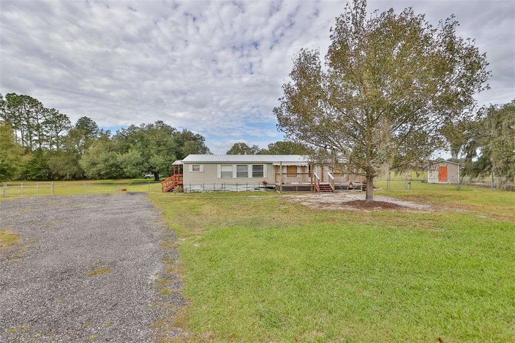 6419 HOLLOMAN BROOK COURT PLANT CITY, FL 33565