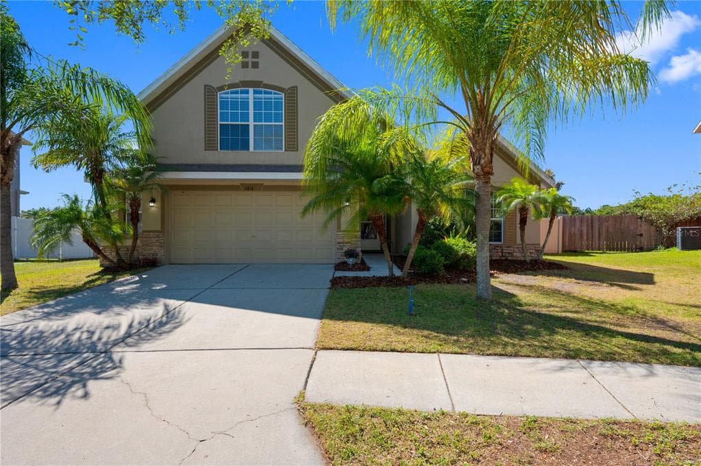 6816 GUILFORD CREST DRIVE APOLLO BEACH, FL 33572