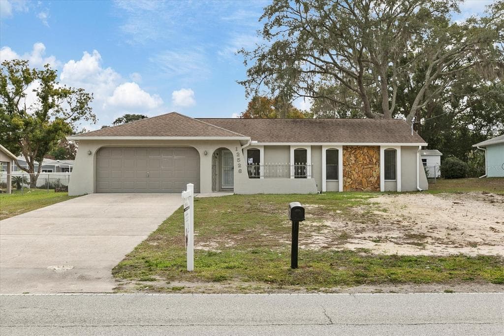 12526 LINDEN DRIVE SPRING HILL, FL 34609