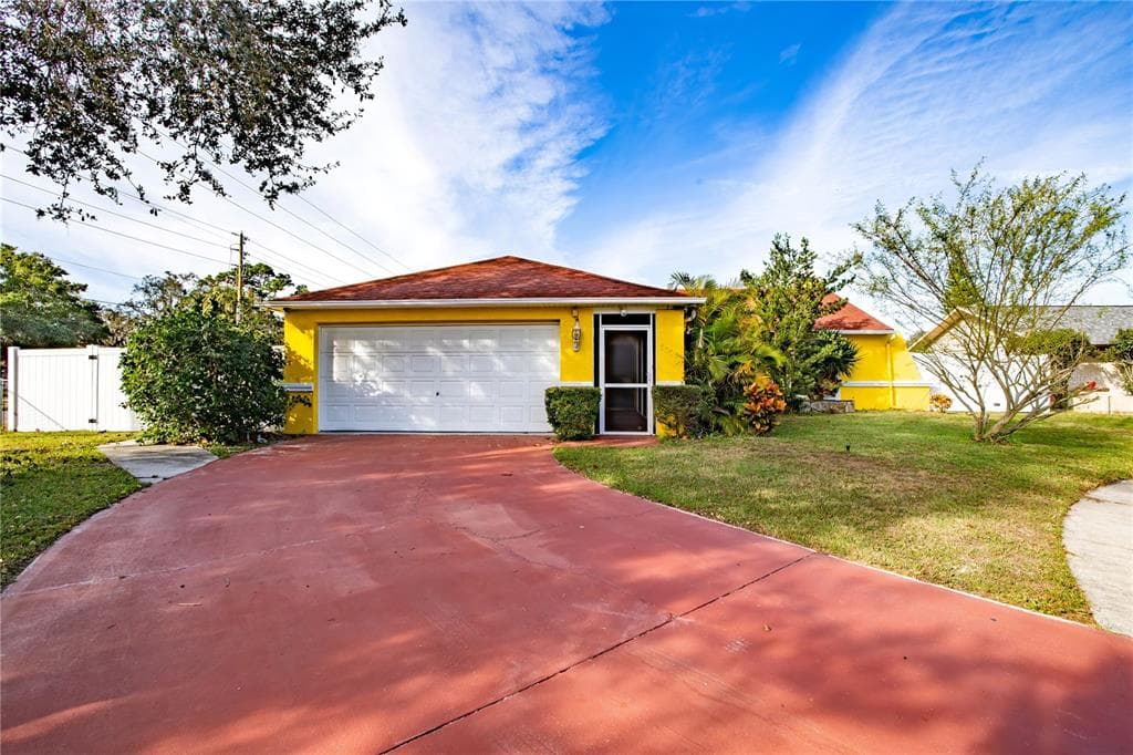 8005 PEPPERIDGE LANE PORT RICHEY, FL 34668