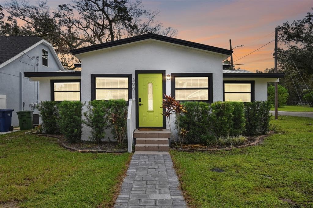 3901 N OLA AVENUE TAMPA, FL 33603
