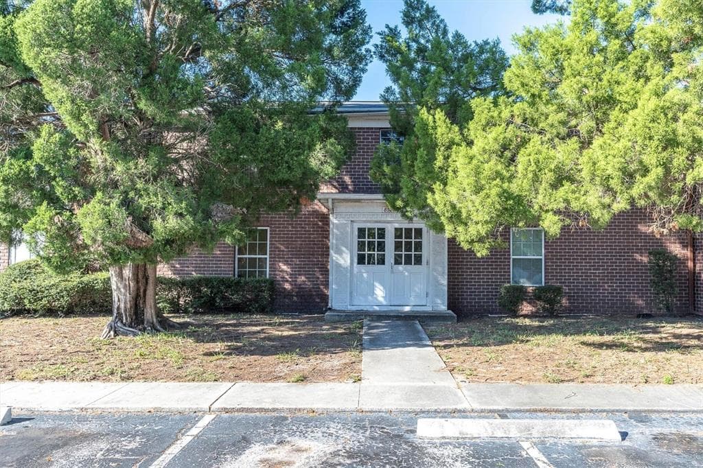 8520 9TH WAY N UNIT D ST PETERSBURG, FL 33702
