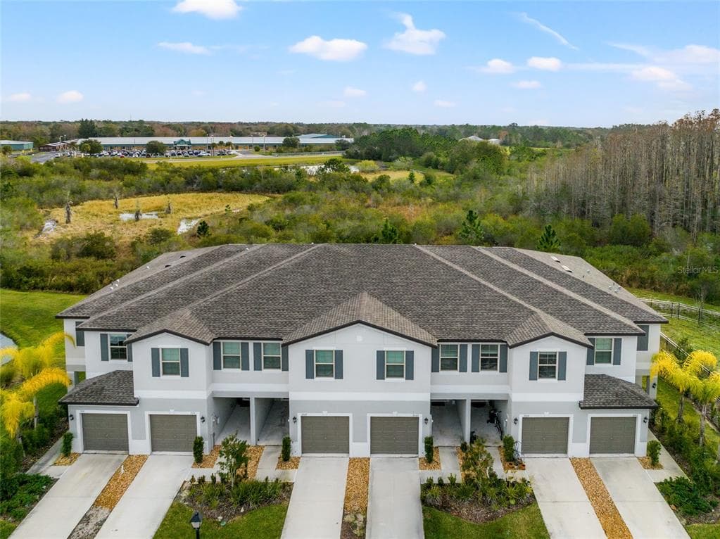 3515 BELLMEADE COURT WESLEY CHAPEL, FL 33543