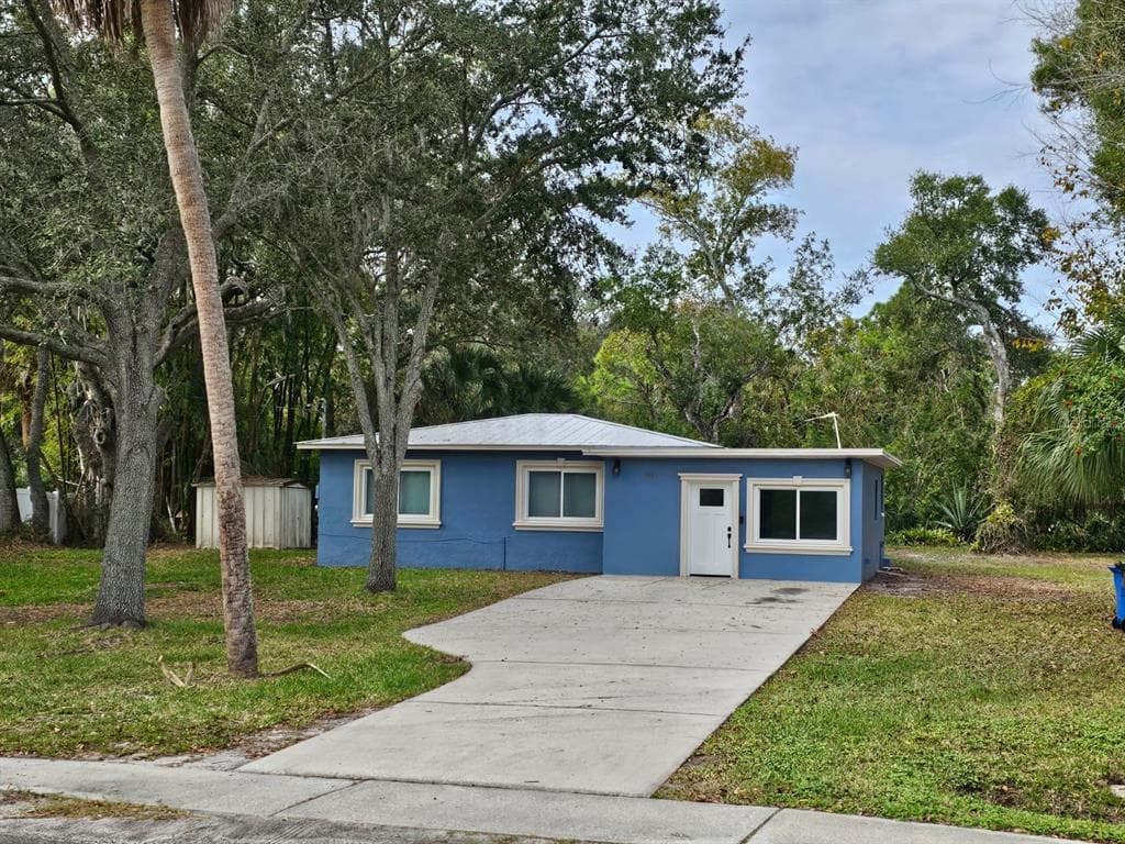 8423 JACKSON SPRINGS ROAD TAMPA, FL 33615