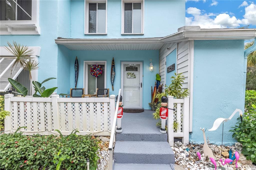 4190 35TH TERRACE S UNIT D ST PETERSBURG, FL 33711