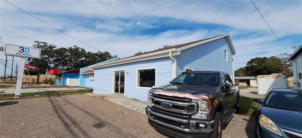7949 ULMERTON ROAD LARGO, FL 33771