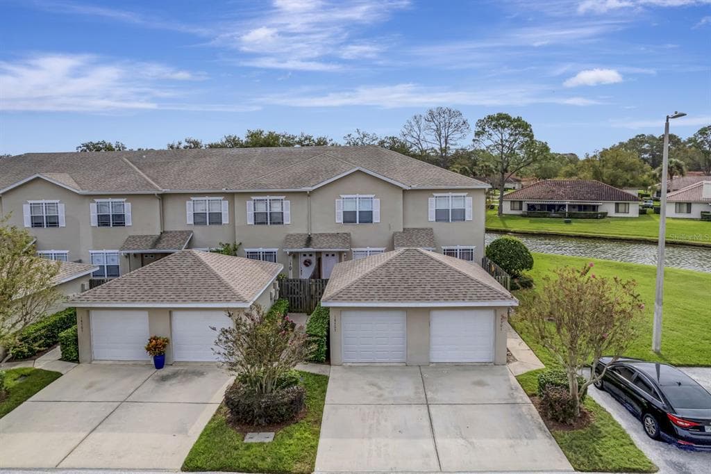 18503 PEBBLE LAKE COURT TAMPA, FL 33647
