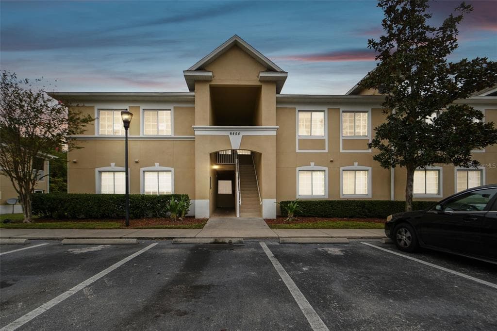 6454 CYPRESSDALE DRIVE UNIT 201 RIVERVIEW, FL 33578
