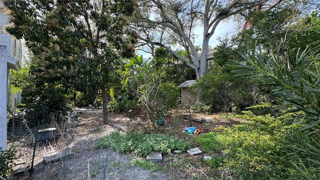 224 26TH AVE N ST PETERSBURG, FL 33704