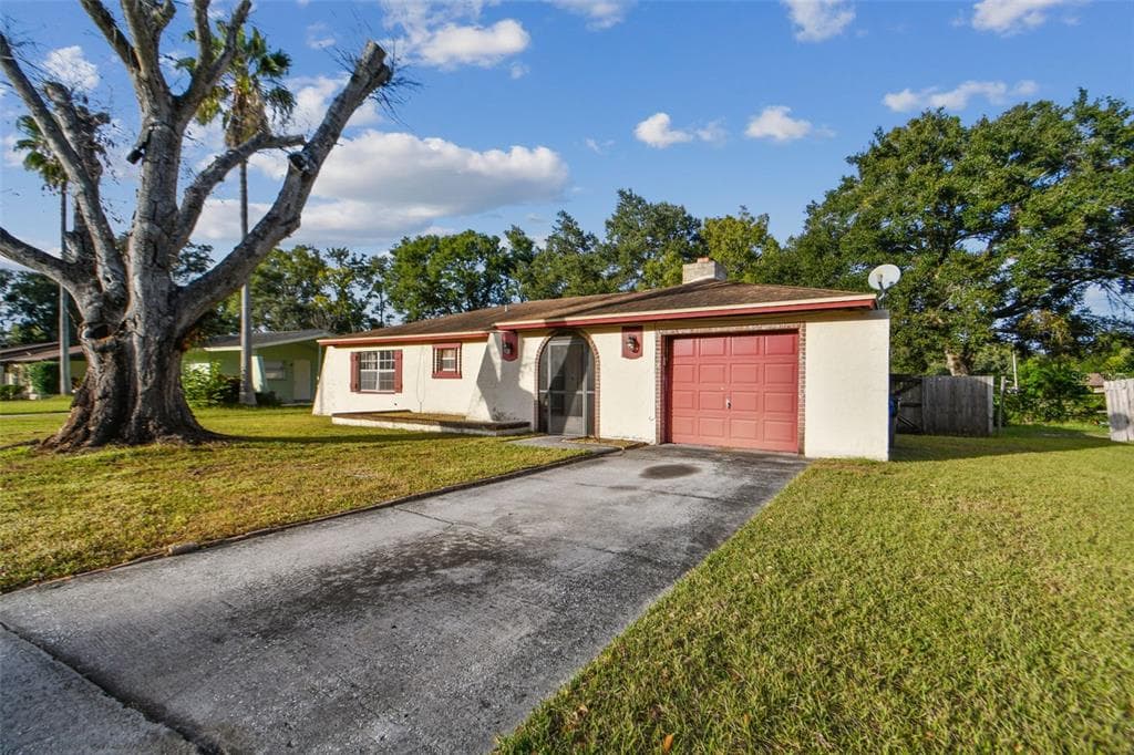509 FALKIRK AVENUE VALRICO, FL 33594