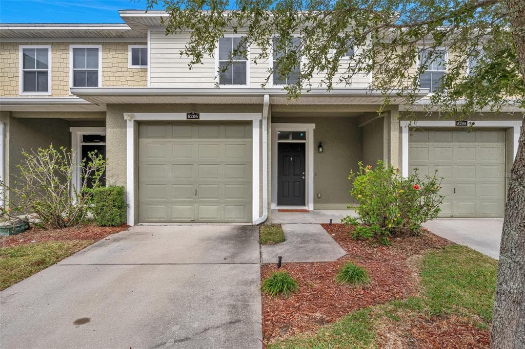 8206 BALLY MONEY ROAD TAMPA, FL 33610