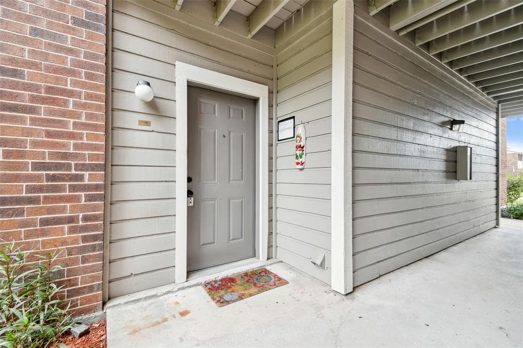 1400 GANDY BOULEVARD N UNIT 112 ST PETERSBURG, FL 33702