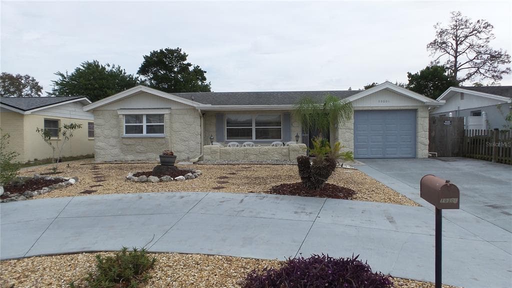 10806 BRIDLETON ROAD PORT RICHEY, FL 34668