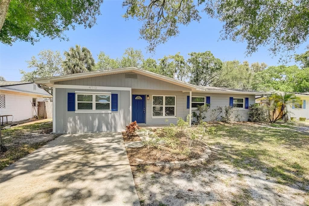 4713 W COACHMAN AVENUE TAMPA, FL 33611